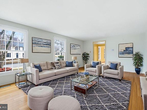 5th image of 13012 Renfrew Cir