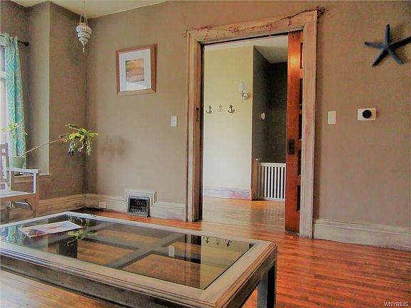 3rd image of 26 Orchard Pl