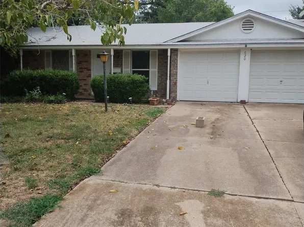 620 Edna Ct, Everman, TX 76140