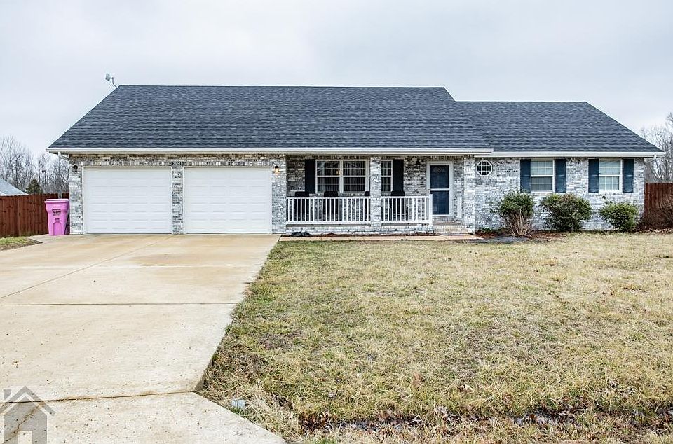 1st image of 20452 London Ln
