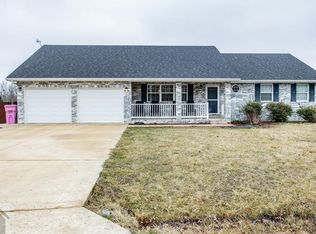 20452 London Ln, Waynesville, MO 65583