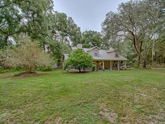 3rd image of 966 NE 135th Grv