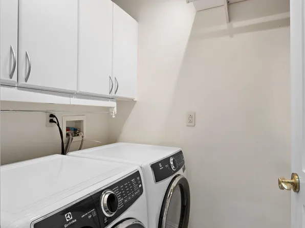 630 Hudson Street image 23 of 50