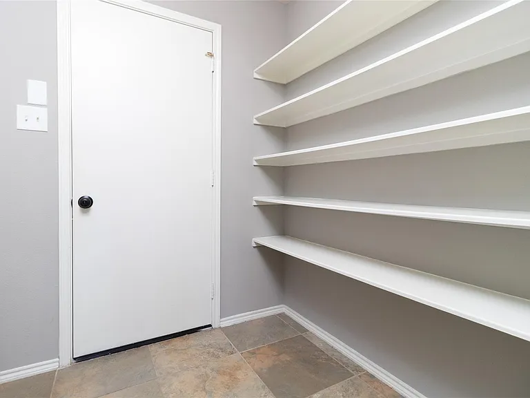 9331 Norwood Trails Dr — Photo 12