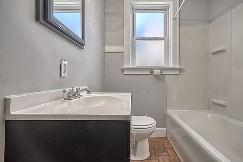 4th image of 5006-5008 Mardel Ave