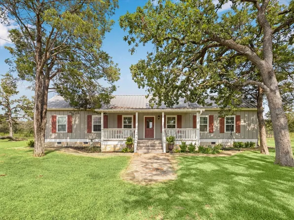 350 Floyd Ln, Round Top, TX 78954