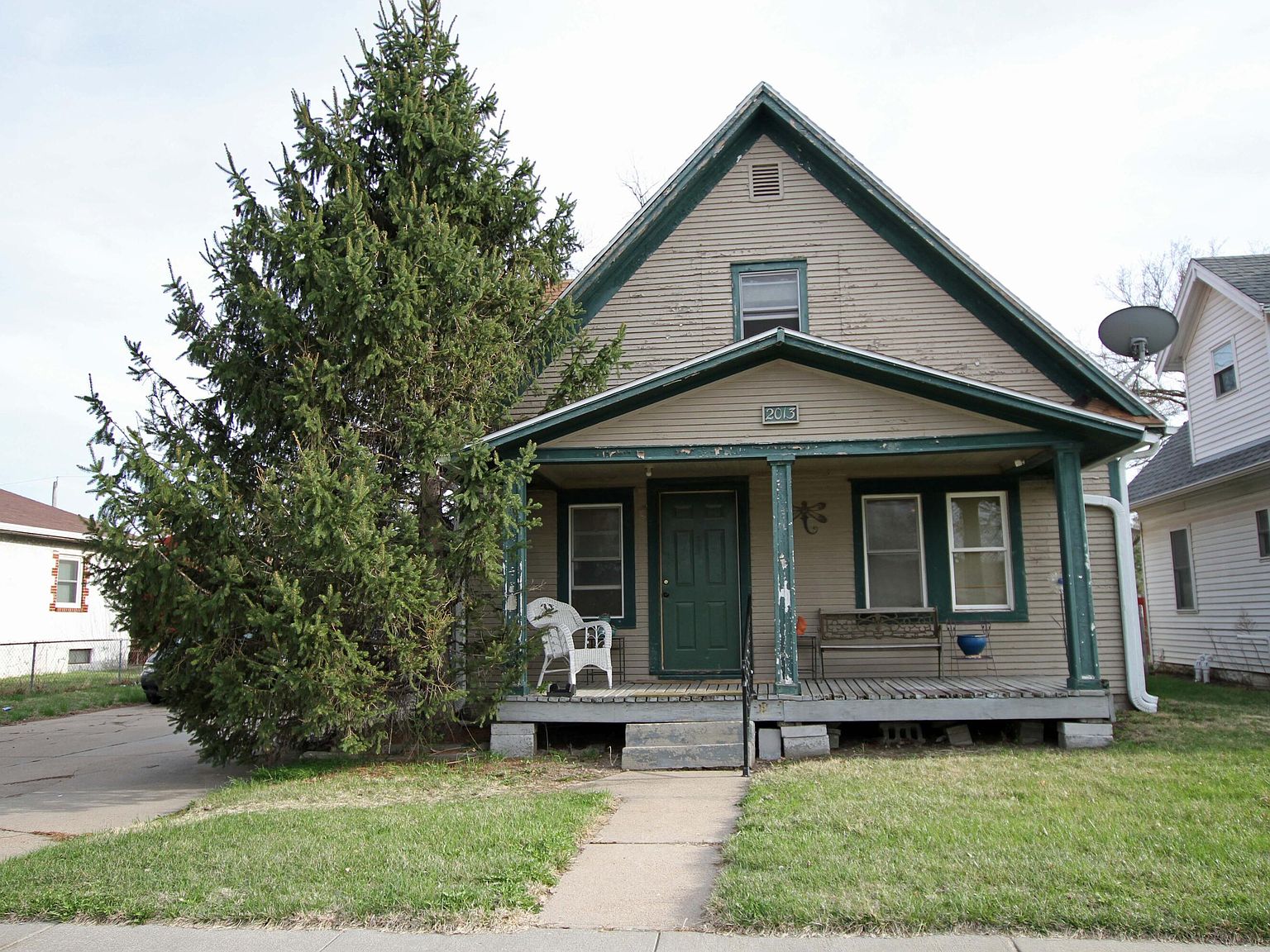 2013 2nd Ave, Council Bluffs, IA 51501 Zillow