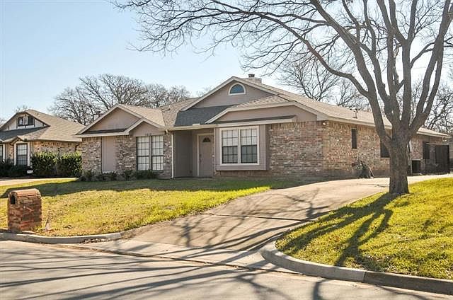 1st image of 5406 Oak Springs Dr