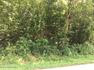 1001 N Rose Island Rd, Goshen, KY 40026