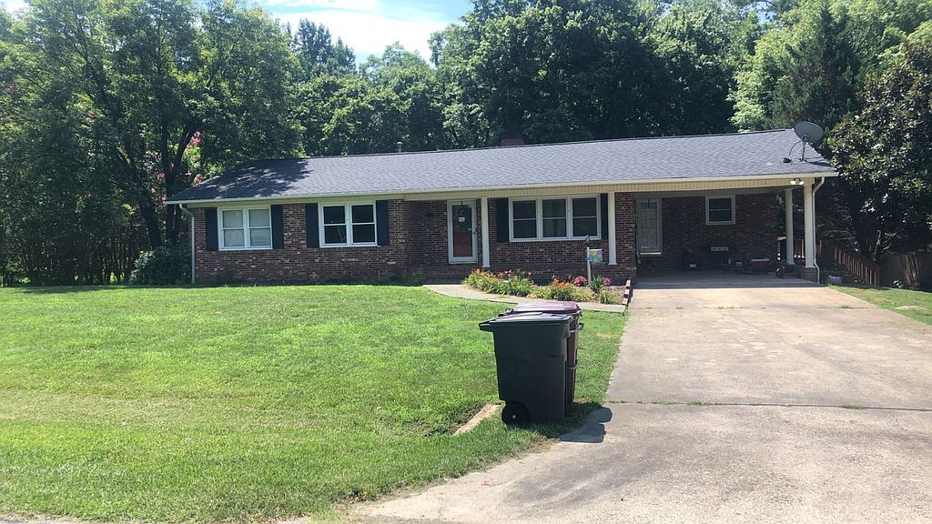1266 Chub Lake Loop Rd - Property Image