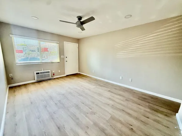 La Mesa Gardens, 7125 Waite Dr #5, La Mesa, CA 91941