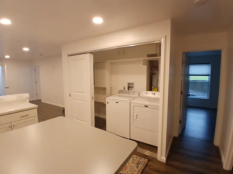 94 N Pearl St #B — Photo 16