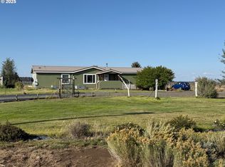 87479 N Star Ln, Christmas Valley, OR 97641
