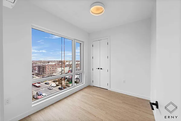 Rented by ERNY LLC | media 22