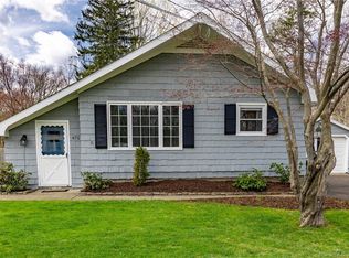 471 Elm St, Monroe, CT 06468