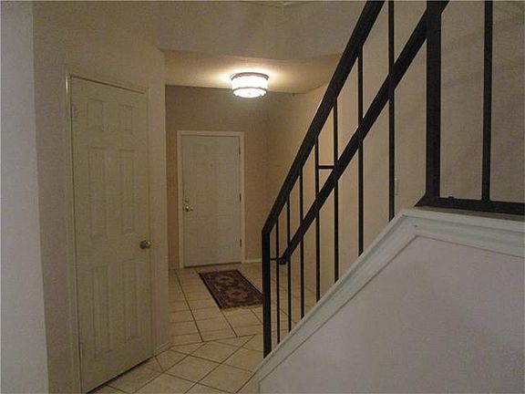 5th image of 17850 Park Valley Dr