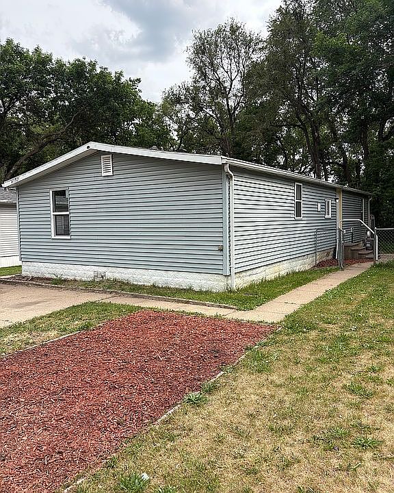 1st image of 4137 Bellville Dr
