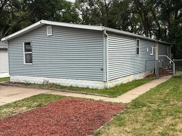 4137 Bellville Dr, Lincoln, NE 68521