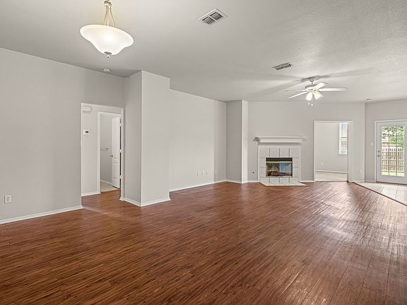 5th image of 4117 Chelan Ct