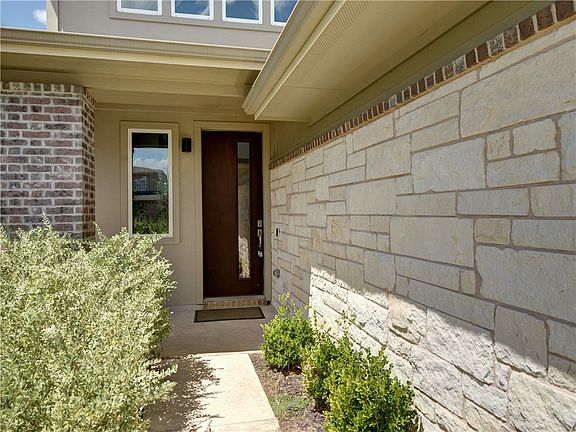 3rd image of 5324 Ingersoll Ln
