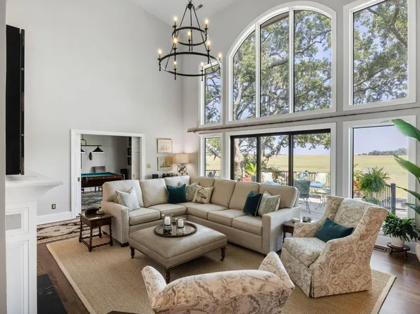 2295 Marsh Hen Dr, Johns Island, SC 29455