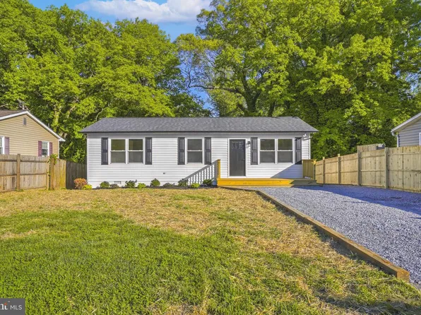 26412 Hillendale Rd, Hollywood, MD 20636