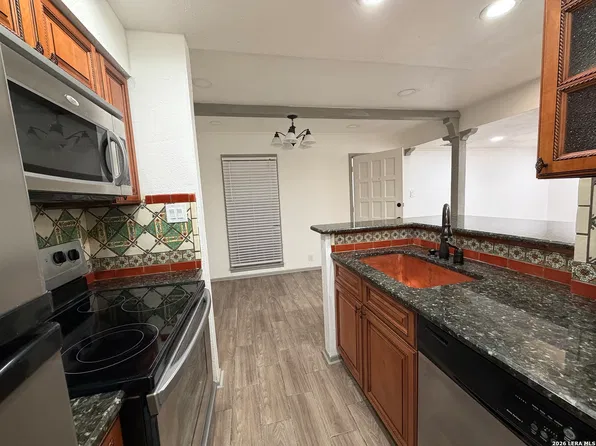 66 Brees #112, San Antonio, TX 78209