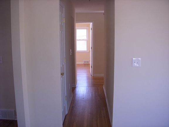 3rd image of 6305 Pelham Dr