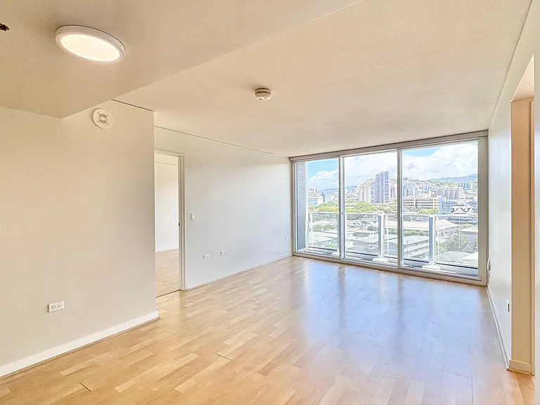 1296 Kapiolani Blvd #1002 — Photo 2
