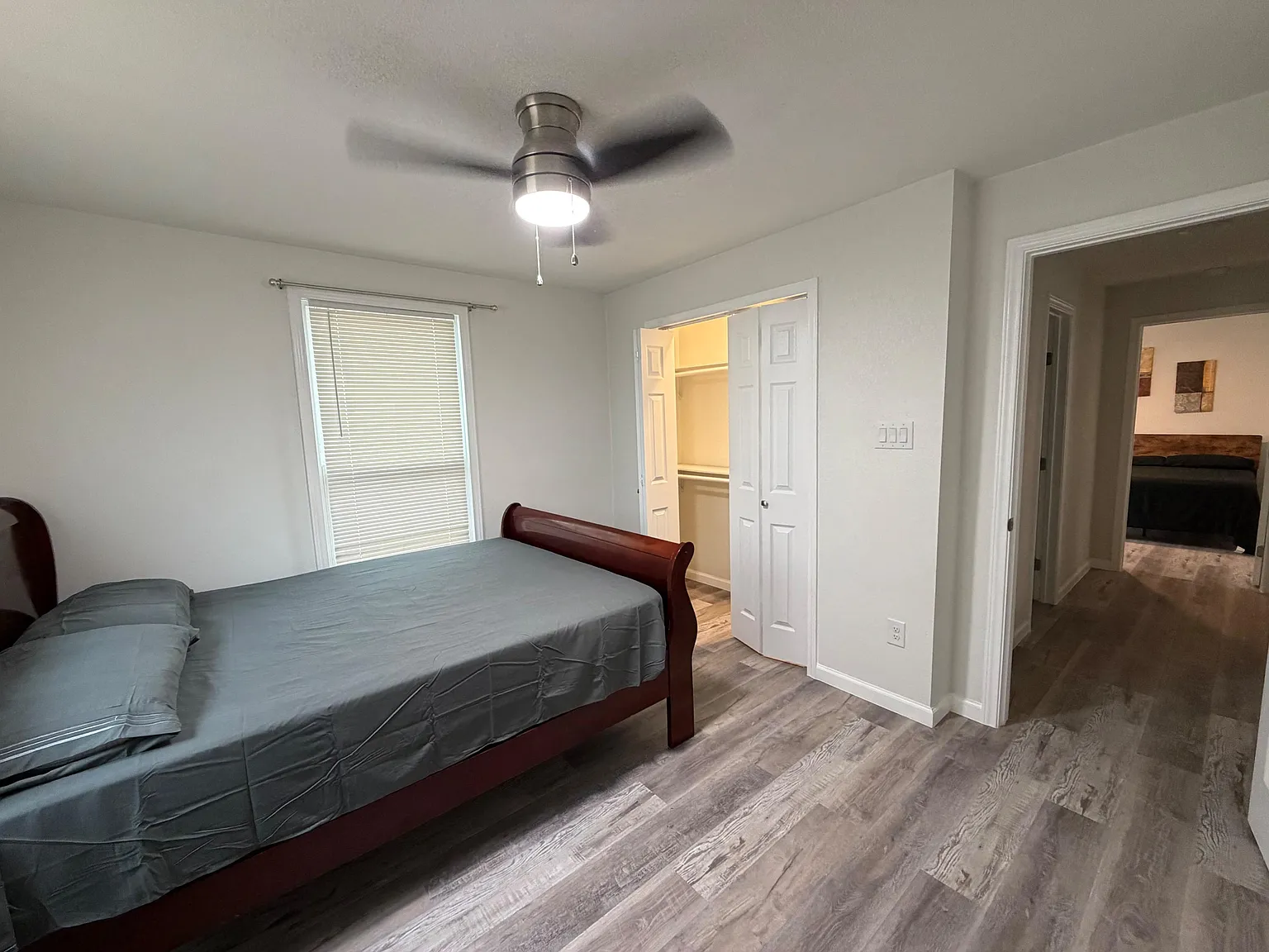 4 bed, 2.0 bath, 1800 sqft, $754 — Photo 4