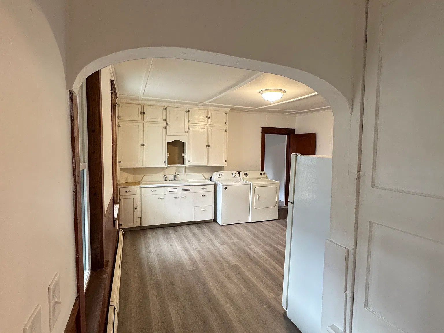 3 bed, 1100 sqft, $1,750 — Photo 2