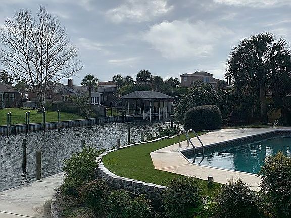 4th image of 1118 Sunset Ln
