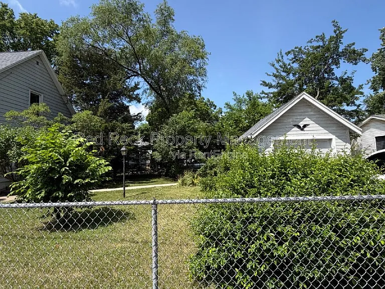 1003 Liberty Ave — Photo 4