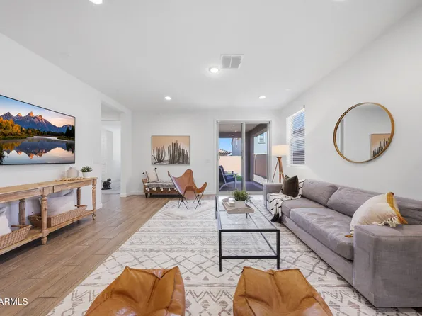 4064 E CATCLAW Street, Gilbert, AZ 85296