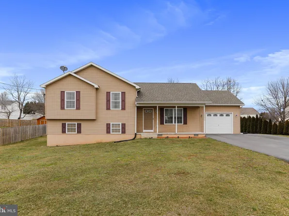 142 Larry Way, Bunker Hill, WV 25413