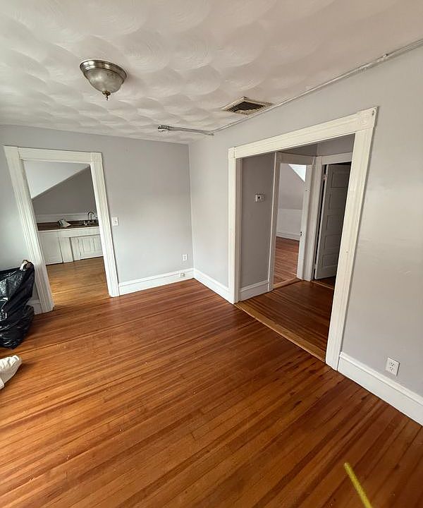 1st image of 120 Maplewood Ave