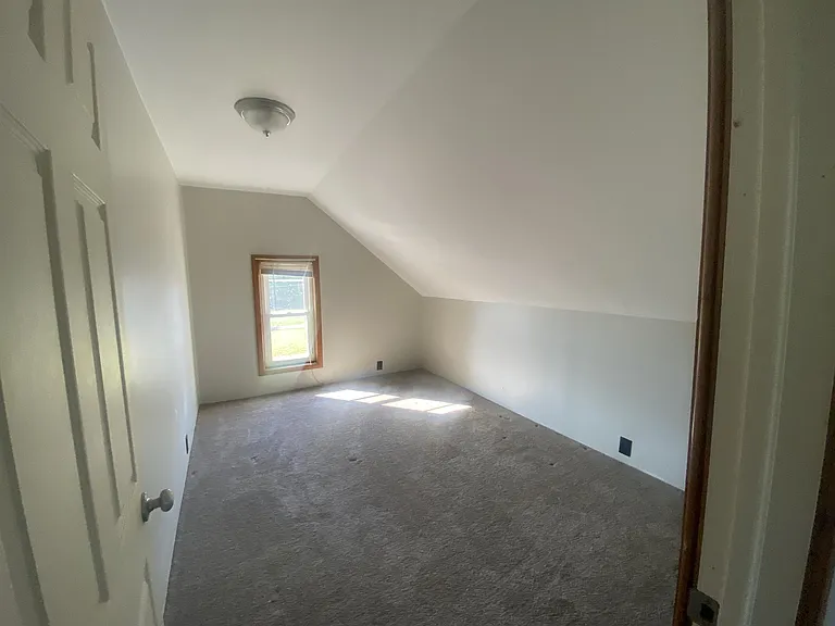 1106 W Auburn Dr — Photo 4