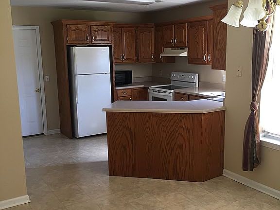 4th image of 30 Bartles Dr