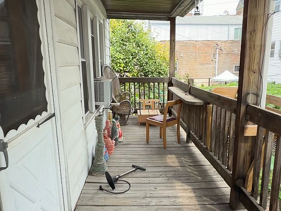 2nd image of 2852 S Wallace St