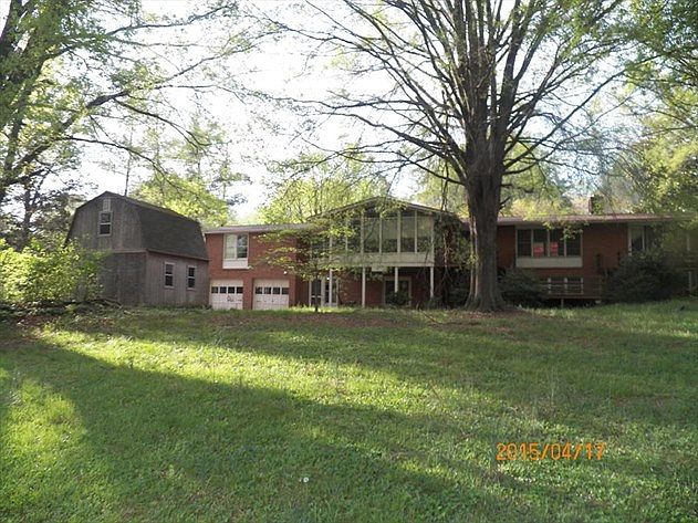 2nd image of 4215 Briar Creek Rd
