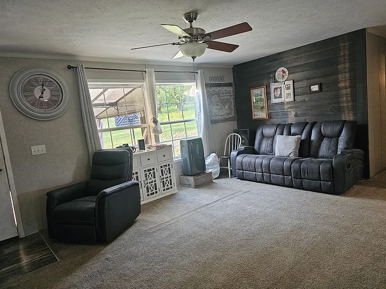 291 Wood Ln — Photo 13