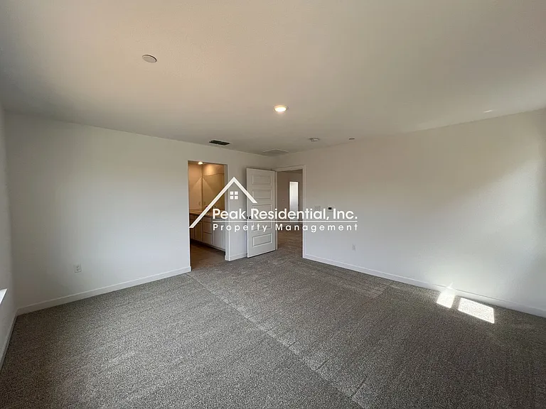 12632 Hereford Ave — Photo 26