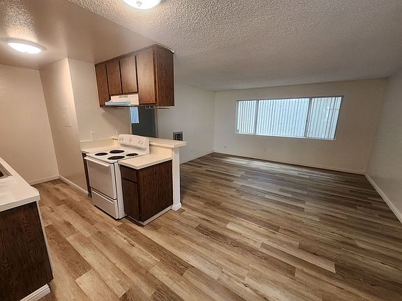 2nd image of 1456 12th St #2