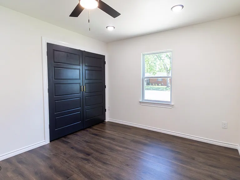 1310 Eleanor St — Photo 15