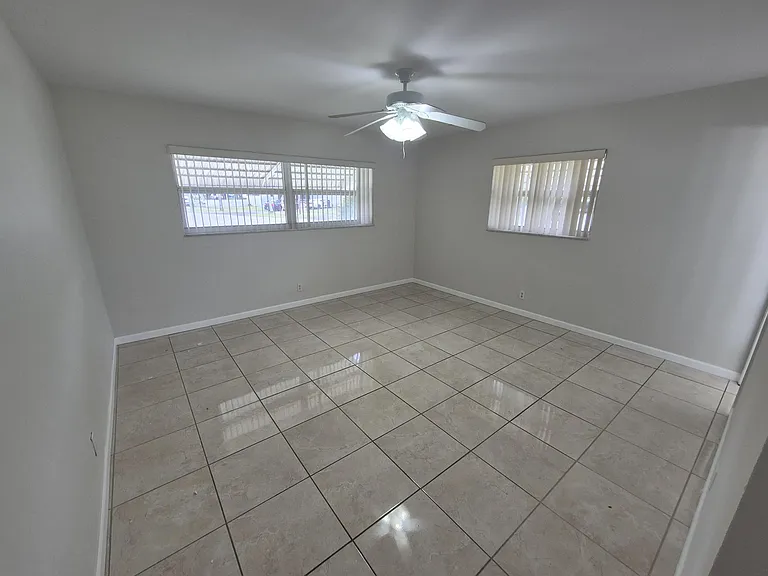 3709 Tyler St — Photo 2