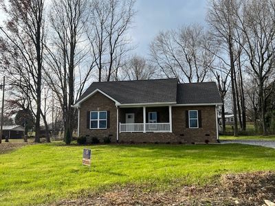 250 Circle Dr, Mc Ewen, TN, 37101