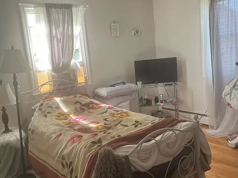 13 Edward St #2 — Photo 7