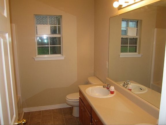 4th image of 10155 Waterford Way