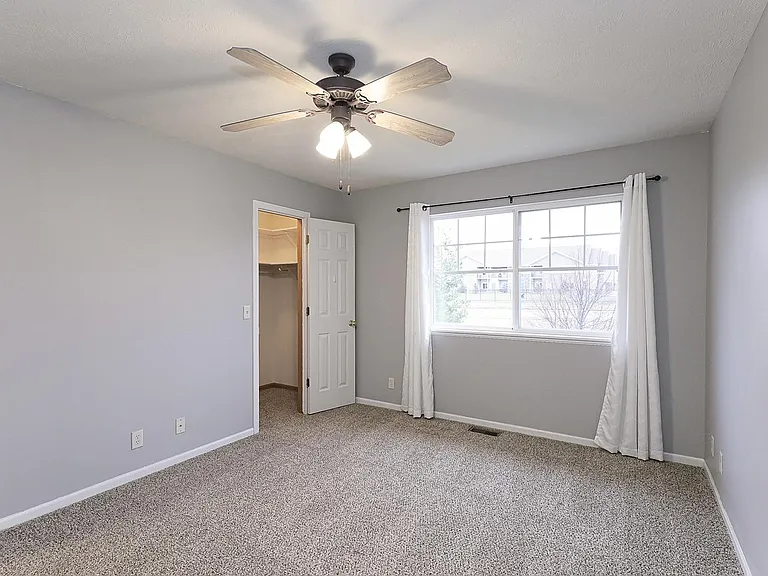 8805 Venice Ln — Photo 25