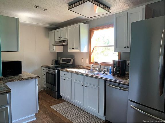 5th image of 722 Majestic Oak Dr